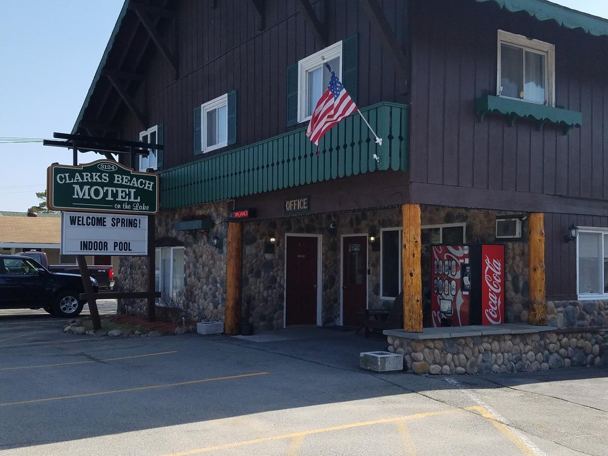 Clark'S Beach Motel Old Forge Exterior foto
